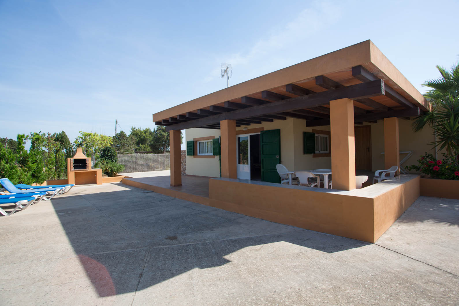 Descubra nuestras casas vacacionales en Es Pujols, Formentera